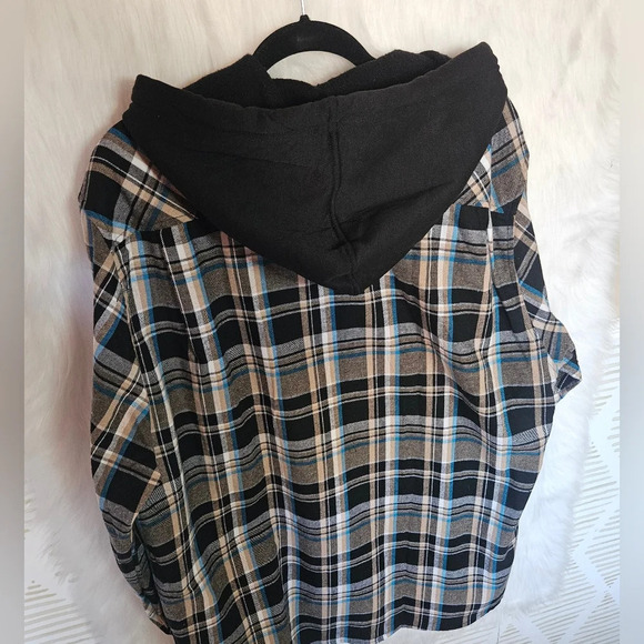 SHEIN Men's Lightweight Button-Up Plaid Shacket (NWOT) - Picture 4 of 7